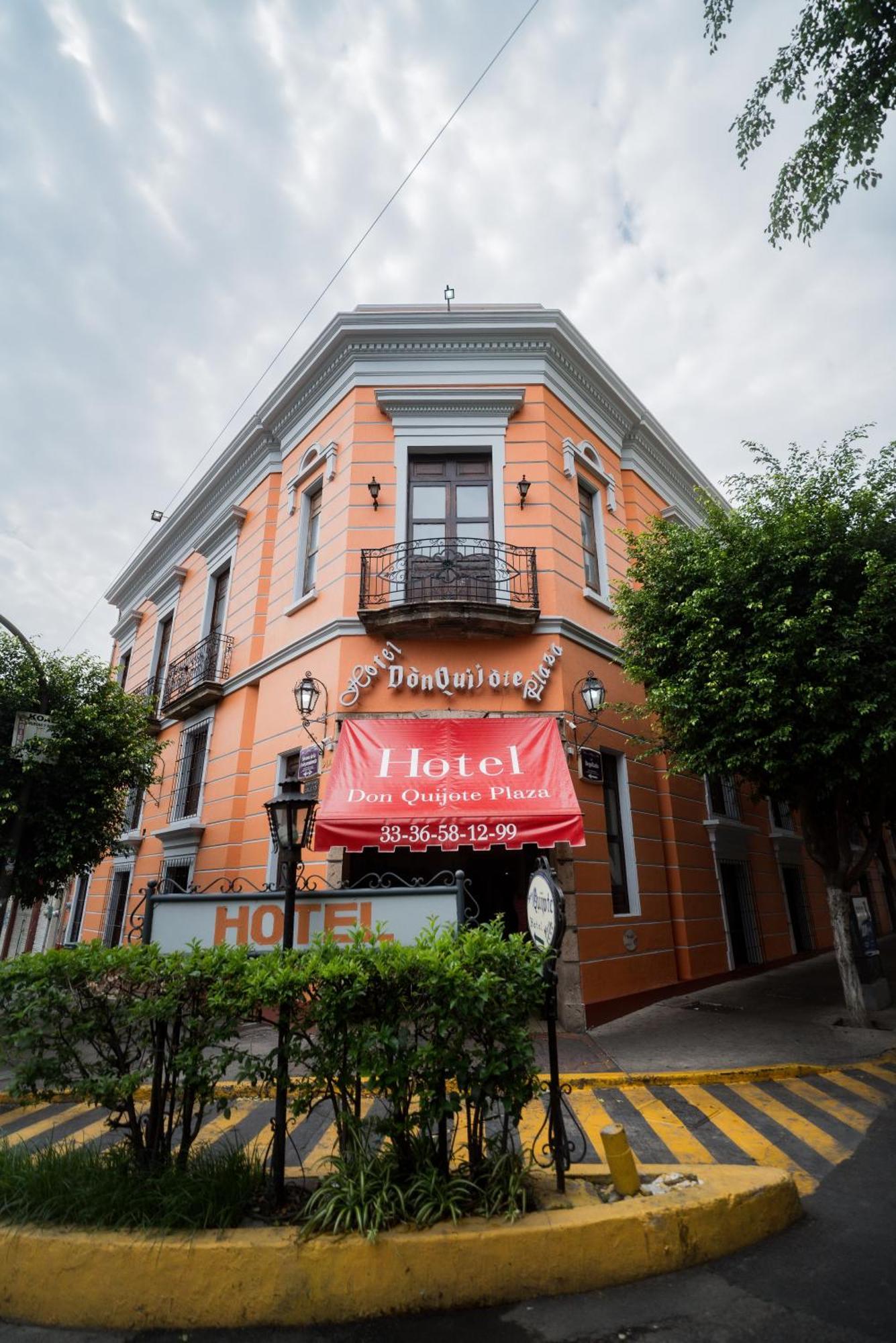 Hotel Don Quijote Plaza - Guadalajara Centro Historico المظهر الخارجي الصورة